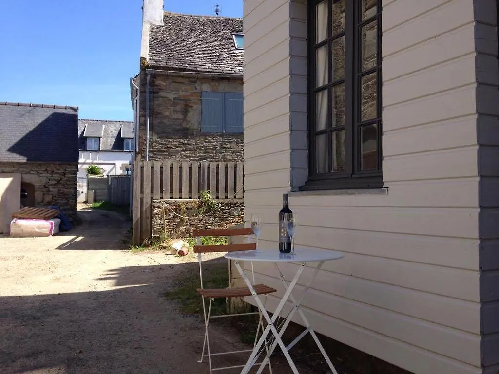 White And Sea Lodge Locquirec Hébergement de vacances